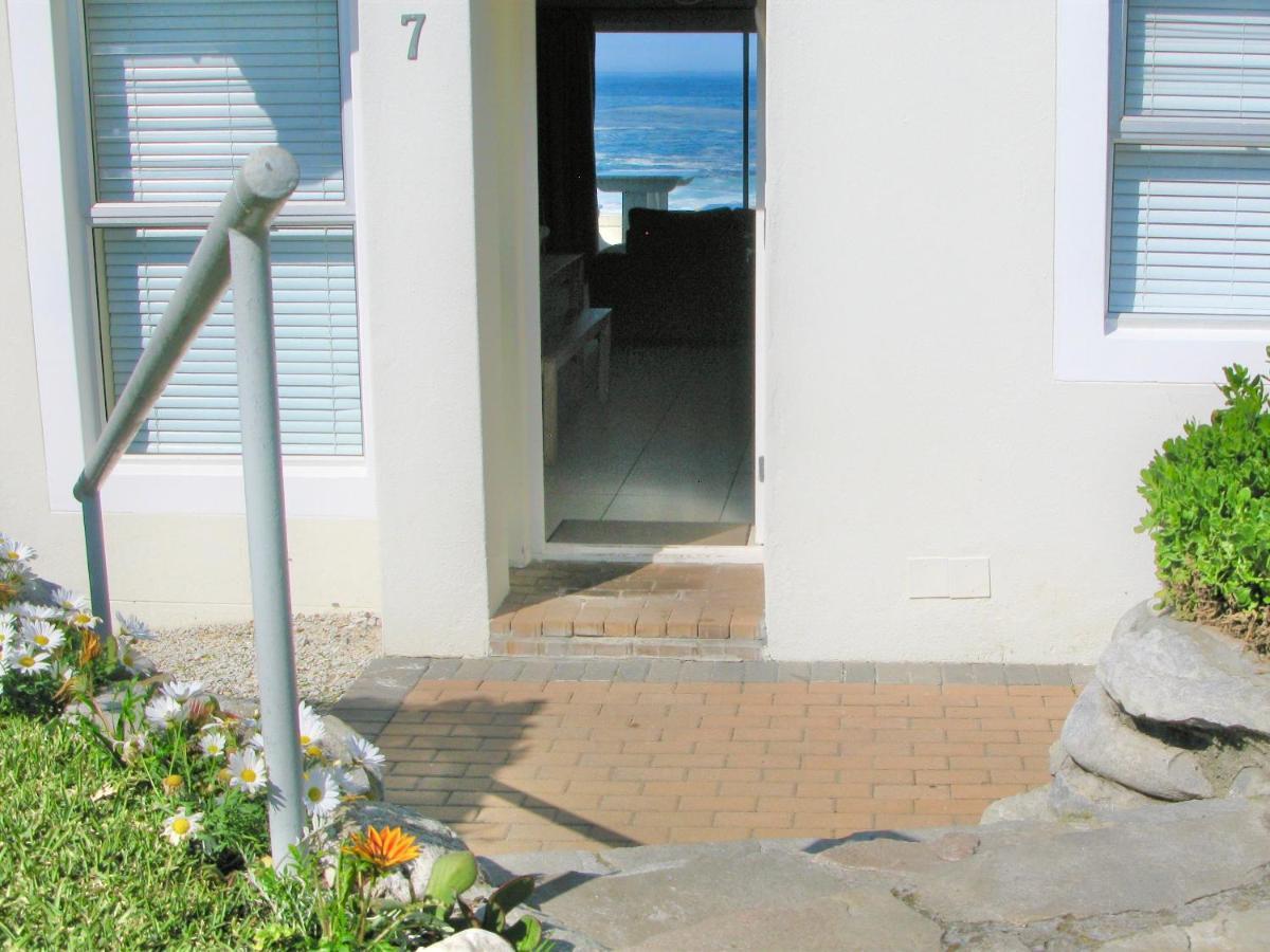 Beachfront House - Hermanus Whale View Villa Exterior photo